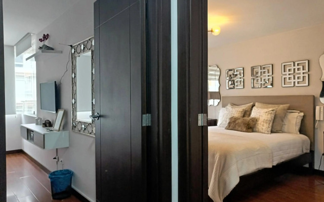 HOME apartment with Balcony - Queen Bed - 6th Floor