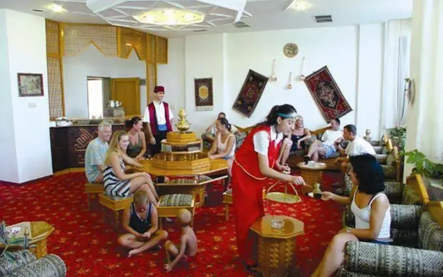 Sunshine Hotel