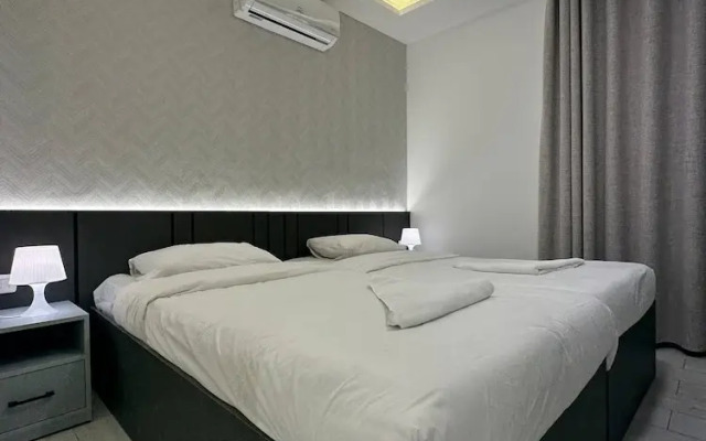 Luxury Room 03 Near Downtown
