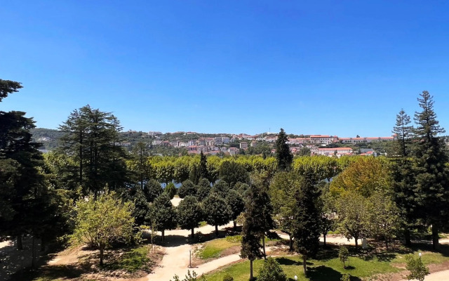 GuestReady - Top View Apt at Historical Center