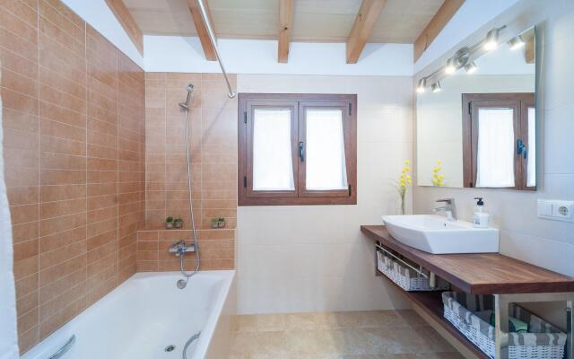 Cal Tio - Chalet For 8 People In Caimari.