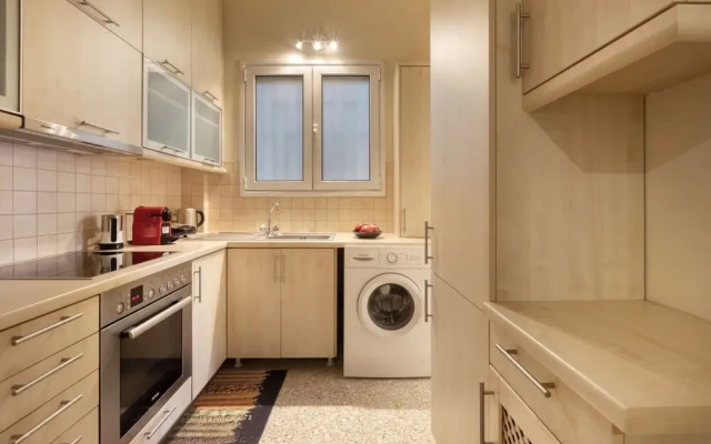 Aristocratic 1 BR in the Heart of Athens