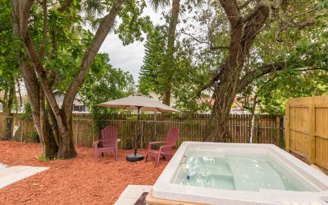 Pool Home In The Heart Of Tampa