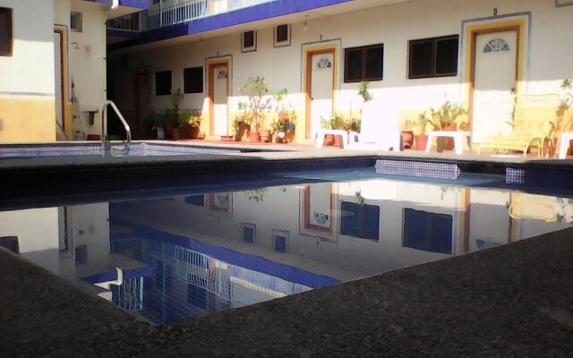 Hotel Sarabi Barra de Navidad