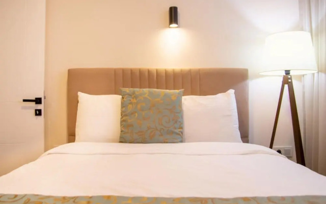 Centrally Located Flat Near Kulturpark Izmir