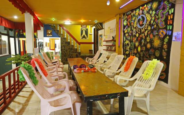 Om Ganesh Hostel - Adults Only