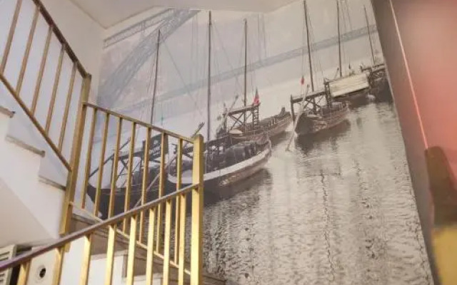Porto Downtown Hostel