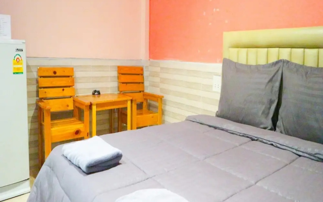 The Moon Resort Phetchaburi