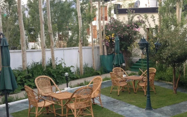 Hotel Ladakh Greens