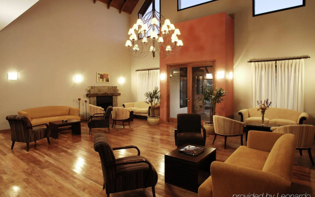 Xelena Hotel & Suites