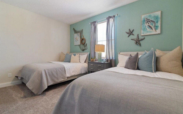 5BR Town Home in Festival