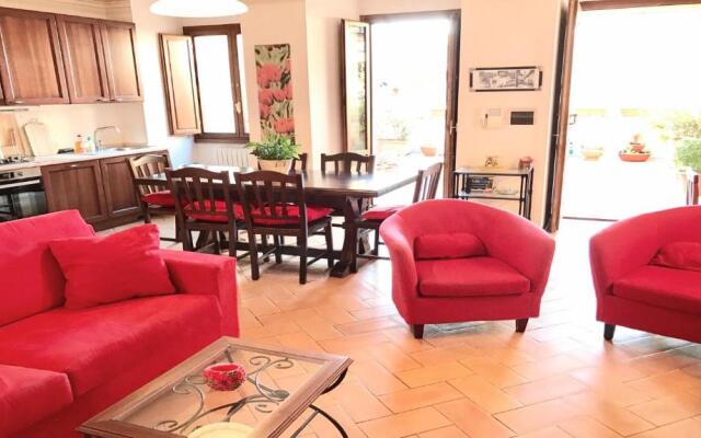 Terrazza Bella/Sleeps 4/Spoleto/Car Not Necessary