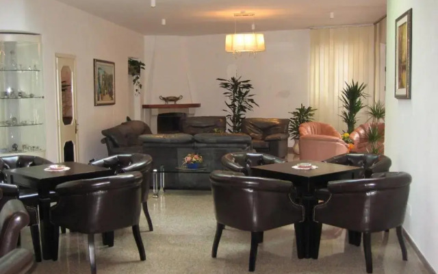 Aggravi Hotel