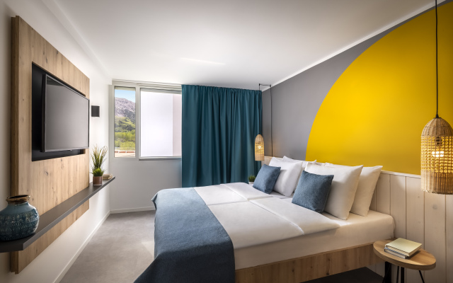 Sunny Baška Hotel by Valamar, ex Corinthia