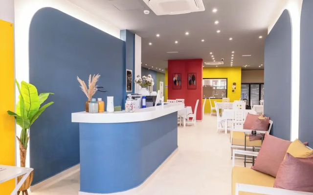 Mega Hostel