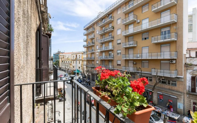 BallarHost - Ballarò Market Terrace Apartment