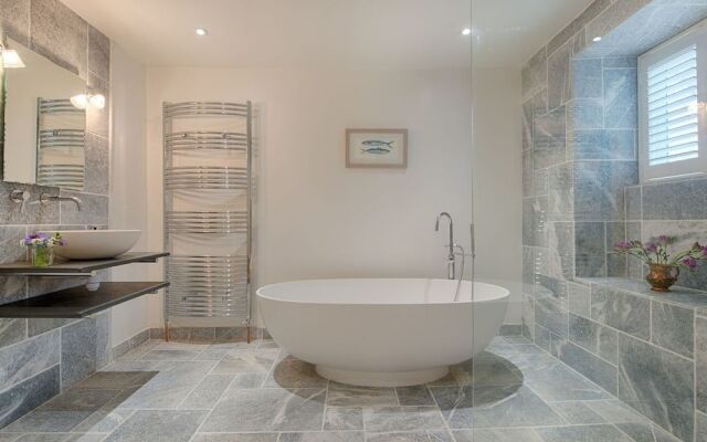 Lower Widdicombe Farm