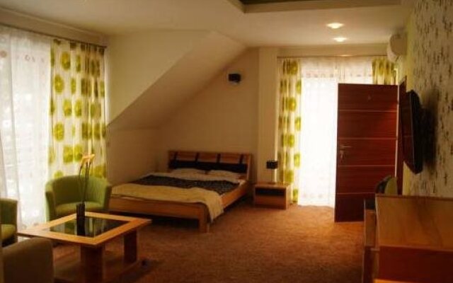 Villa 4 You