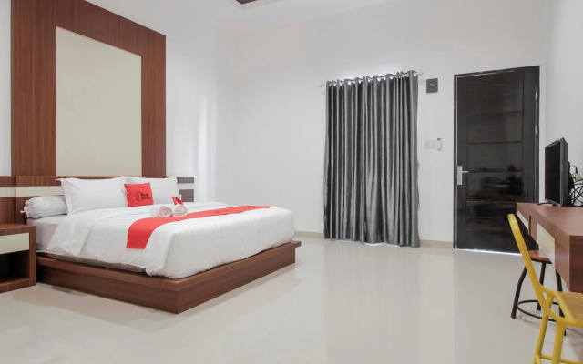 RedDoorz Premium @ Setiabudi Medan – Guest Rooms – Medan