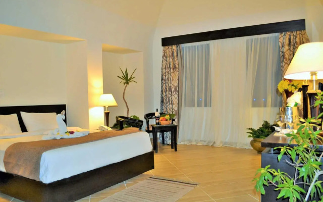Rohanou Beach Resort