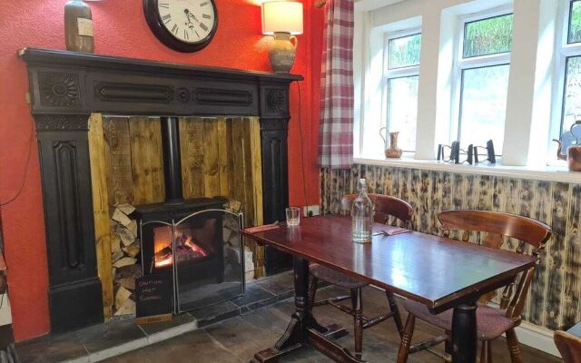 The Diggle Hotel