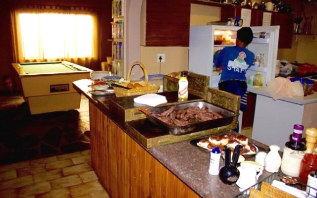 Old Vic Travellers Inn Nelspruit