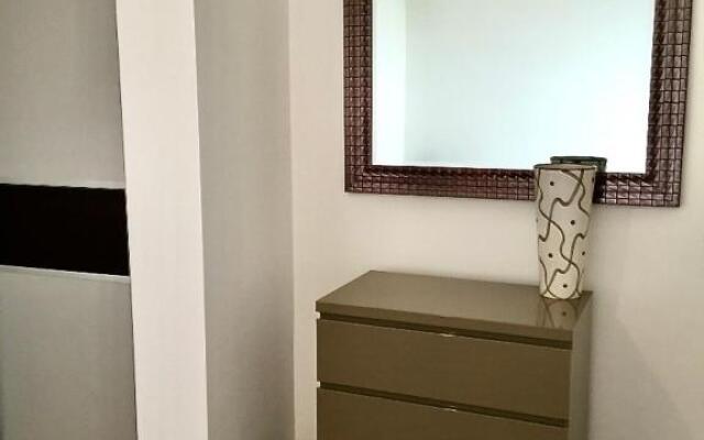 Castle Quarter Apartment with Free on site Parking