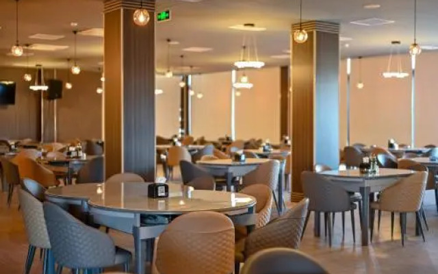 Grey Star Hotel