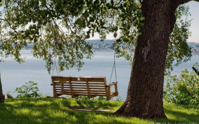 Inn on Lake Granbury