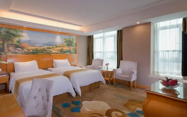 Vienna Hotel (Zhongshan Ancient Town Haizhou)
