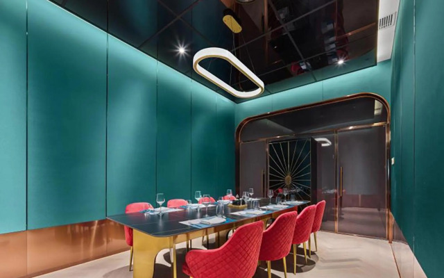 Poly Plaza Hotel