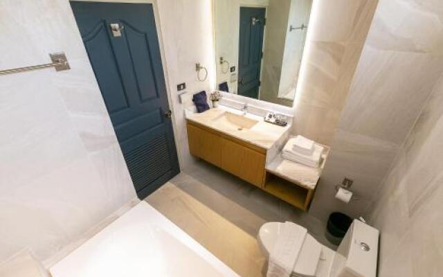Thea, Executive Suite Serviced Apartment in Ekamai