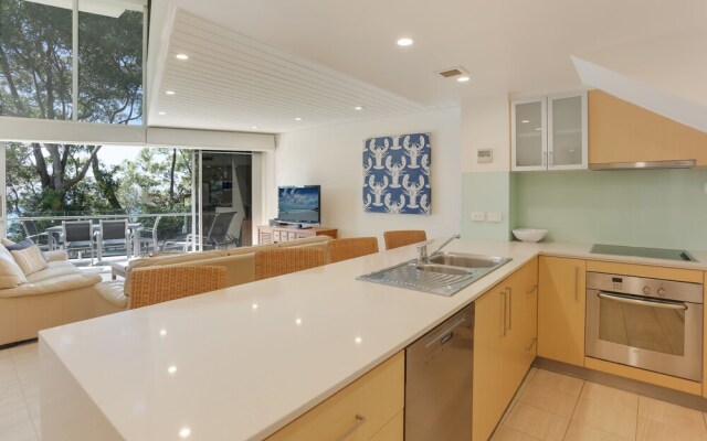 Little Cove Court