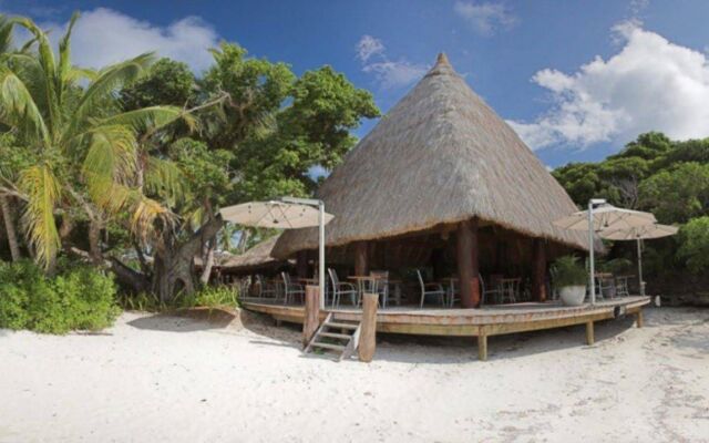 Oure Lodge Beach Resort