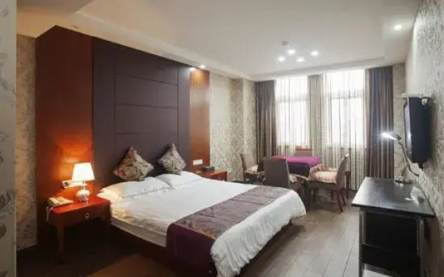 Ruili Hotel