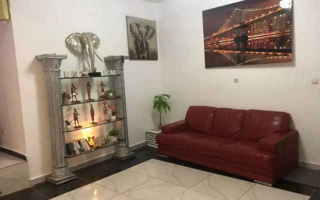 Here is our Lovely 1-bed Apartment in Abidjan