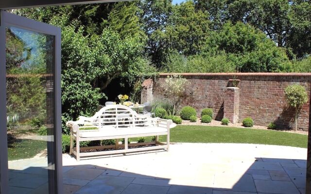 The Lodge at Bashley