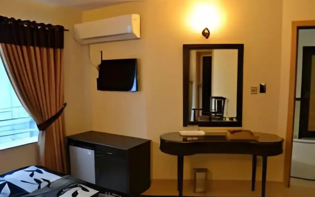 Coral Lodge