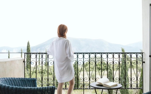 Emelisse Nature Resort
