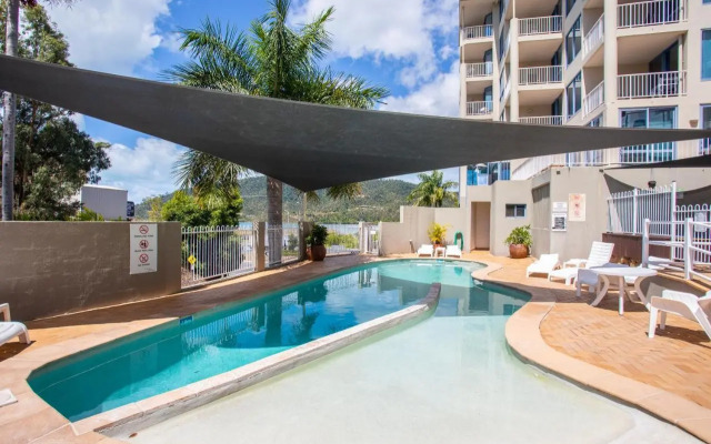 ☆Airliedise☆NO hills☆5min walk 2 Port of Airlie/Ferry terminal☆WiFi☆Netflix