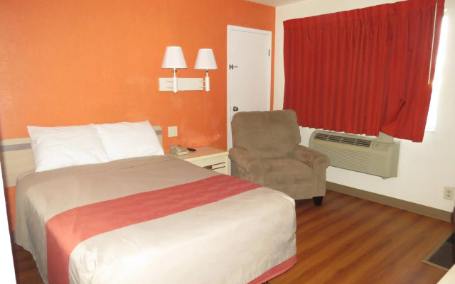 Motel 6 Mitchell, SD