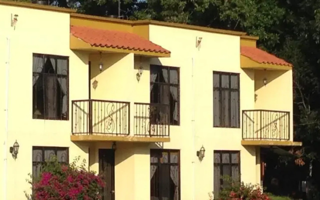 Hotel Hacienda Los Alamos