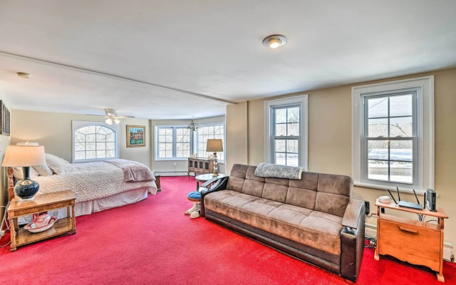All Year-round Retreat Near Windham Mountain