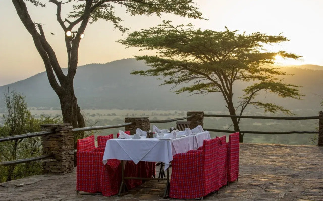Serengeti Serena Safari Lodge