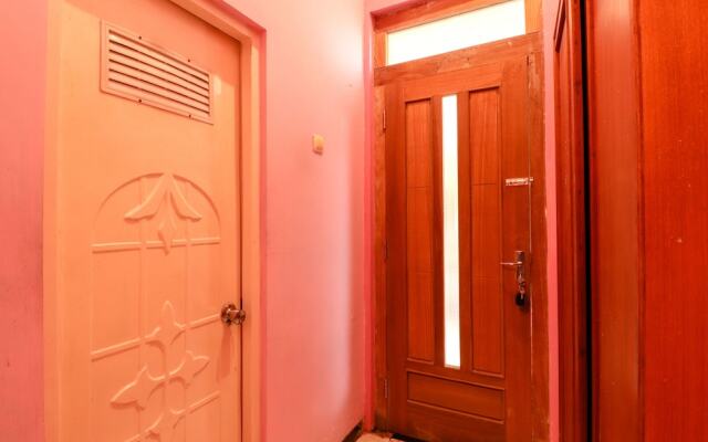 Joglo Family Hotel & Homestay