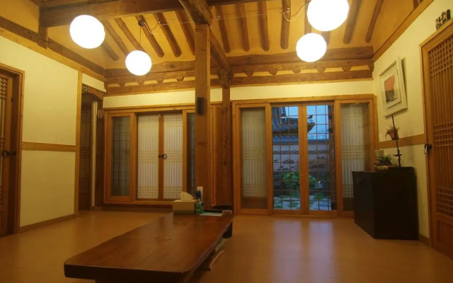Saekdongjeogori Guesthouse
