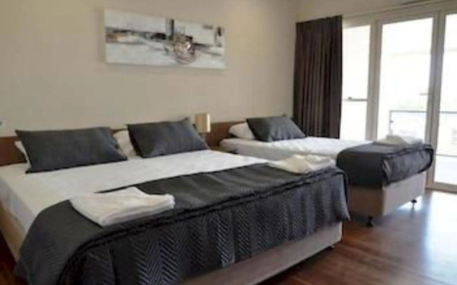 The Australian Hotel Motel Dalby