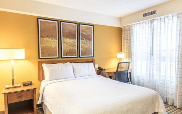 Residence Inn Holland