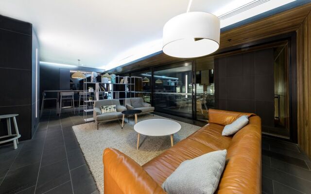 Accommodating Luxuries - CBD Apartment