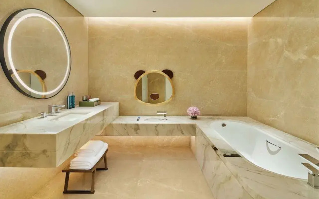 DoubleTree by Hilton Ya'An